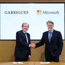 Garrigues y Microsoft firman un acuerdo de colaboración estratégico para impulsar la innovación y el uso de la IA 